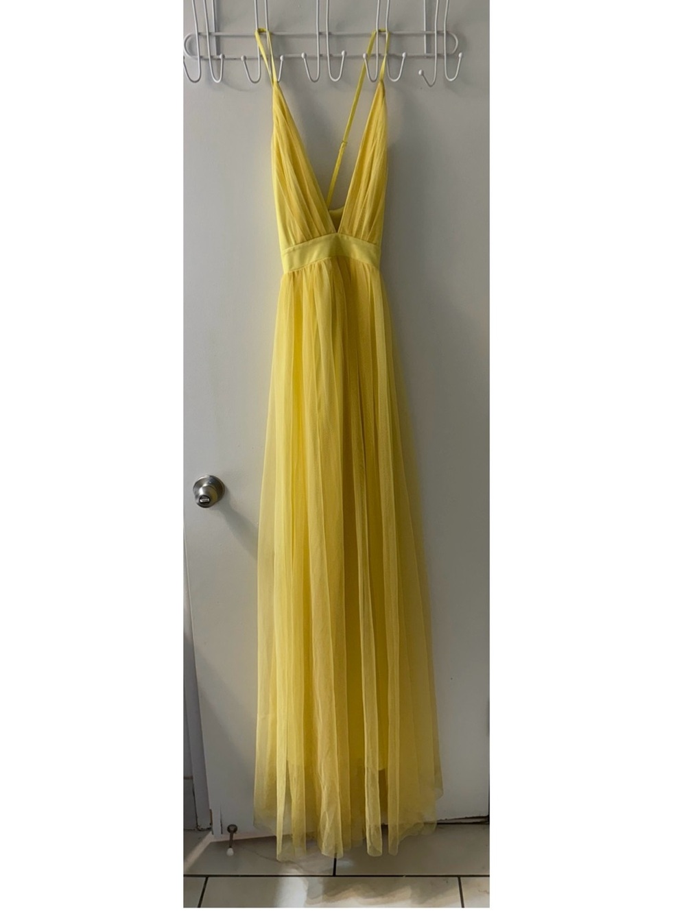 Luxxel Yellow Tulle Maxi Dress with V-Neck and Spaghetti Straps